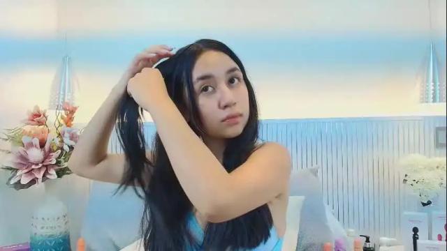 Image 6 of sienna_lorengb Stream on Chaturbate on 22 days ago