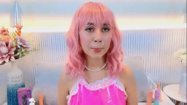 Image 12 of sienna_lorengb Stream on Chaturbate on 18 days ago