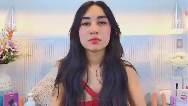 Image 4 of sienna_lorengb Stream on Chaturbate on 11 days ago