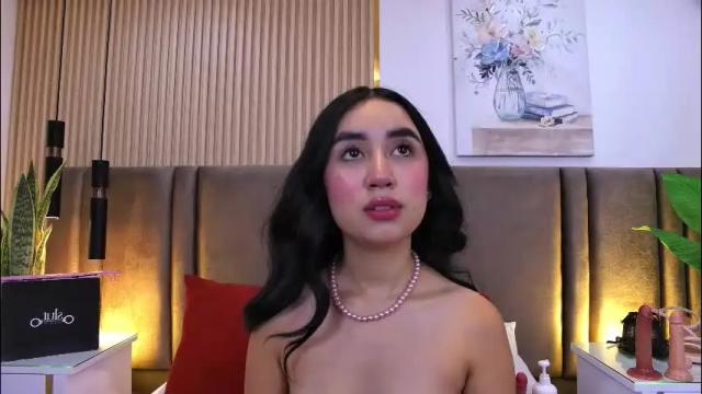 Image 11 of sienna_lorengb Stream on Chaturbate on 3 months ago