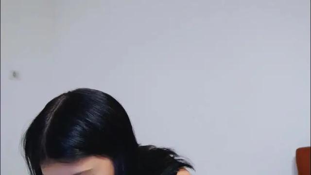 Image 2 of sierra_halle Stream on Chaturbate on 1 month ago