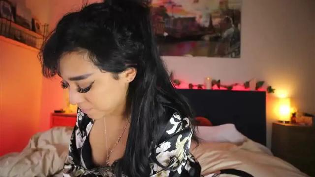 Image 2 of sierra_x_nevadas Stream on Chaturbate on 15 months ago