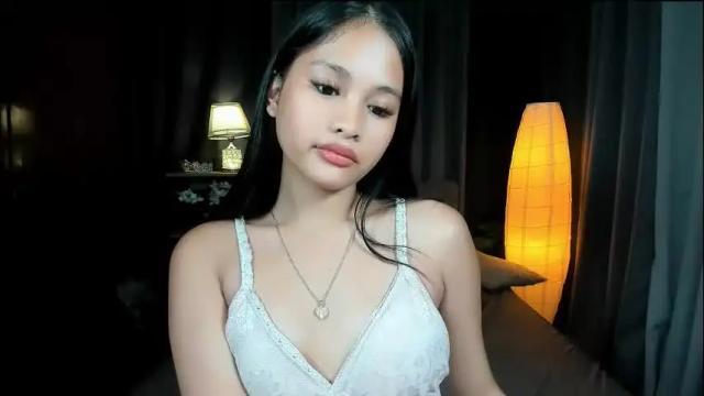 Image 2 of sierracoxriches Stream on Chaturbate on 1 month ago