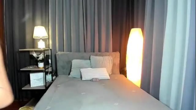 Image 10 of sierracoxriches Stream on Chaturbate on 1 month ago