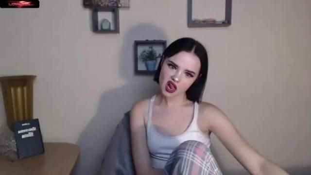 Image 10 of silena_golt Stream on Chaturbate on 18 months ago