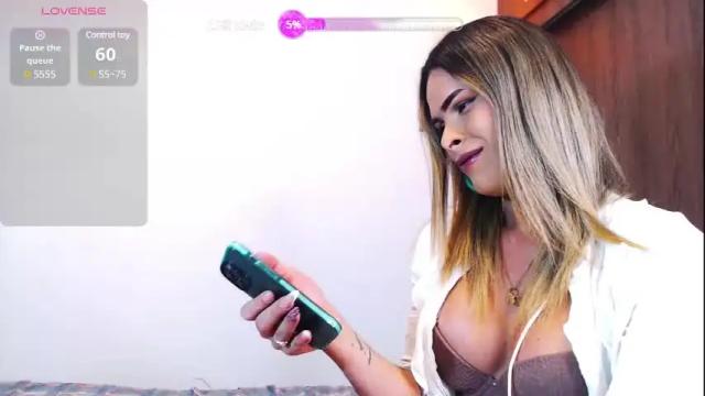 Image 10 of silent_angell Stream on Chaturbate on 11 days ago