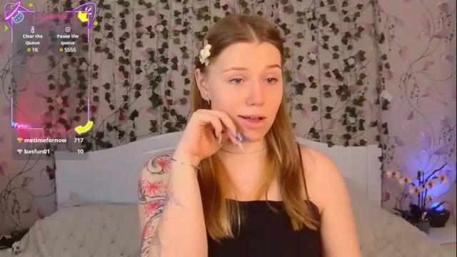 Image 3 of silent_princesses Stream on Chaturbate on 2 months ago