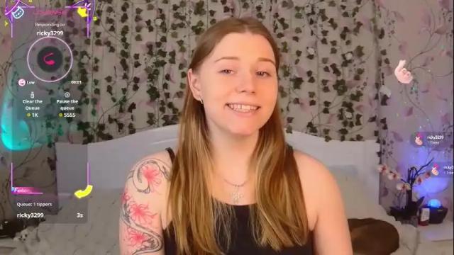 Image 11 of silent_princesses Stream on Chaturbate on 2 months ago