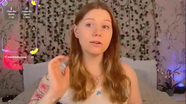 Image 4 of silent_princesses Stream on Chaturbate on 1 month ago