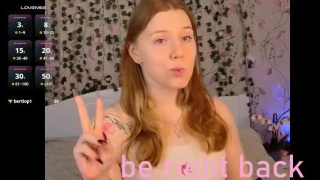 Image 6 of silent_princesses Stream on Chaturbate on 1 month ago