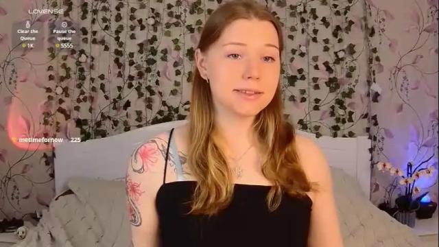 Image 6 of silent_princesses Stream on Chaturbate on 1 month ago