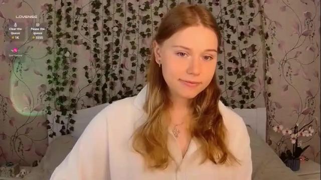 Image 4 of silent_princesses Stream on Chaturbate on 9 days ago