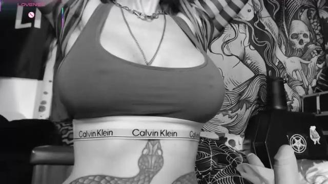 Image 11 of silentmary Stream on Chaturbate on 1 month ago