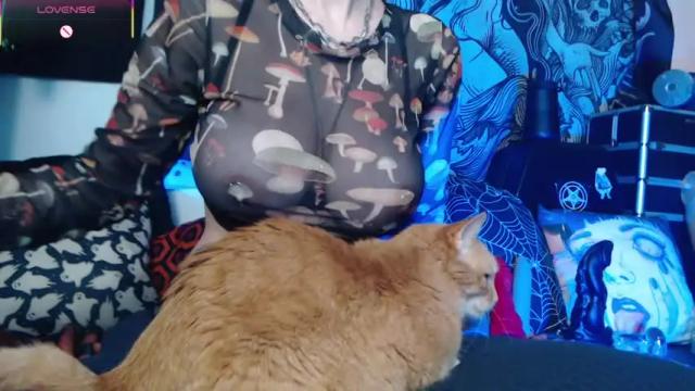 Image 3 of silentmary Stream on Chaturbate on 29 days ago