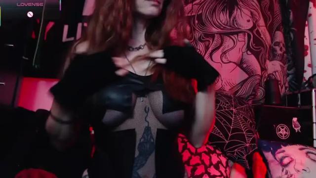 Image 2 of silentmary Stream on Chaturbate on 3 days ago