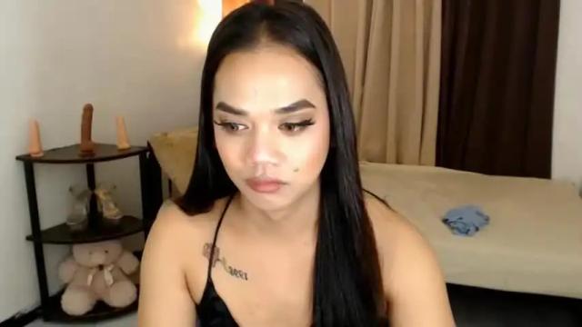 Image 2 of silkypandora Stream on Chaturbate on 16 months ago