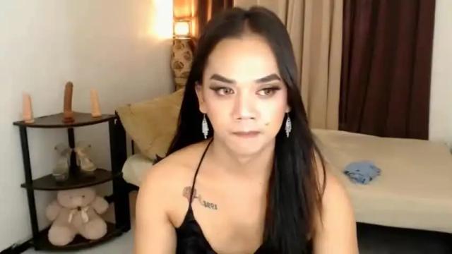 Image 6 of silkypandora Stream on Chaturbate on 16 months ago