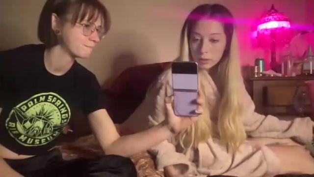 Image 11 of sillysun Stream on Chaturbate on 15 months ago