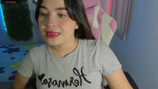 Image 3 of silvana_franklinn Stream on Chaturbate on 12 months ago