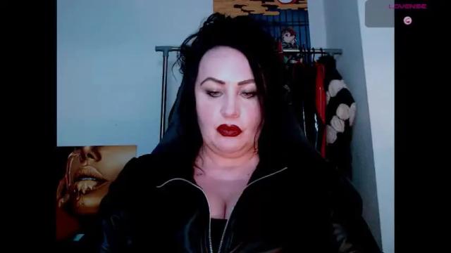 Image 8 of silvanaice Stream on Chaturbate on 1 month ago