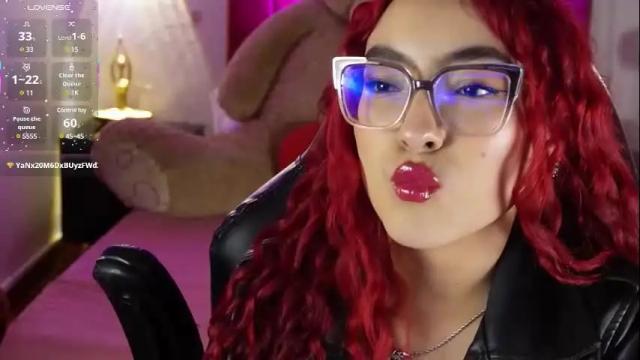 Image 4 of silvanalorens_ Stream on Chaturbate on 1 month ago