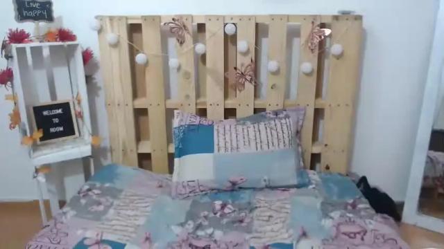 Image 12 of silvanaroberts_ Stream on Chaturbate on 18 months ago
