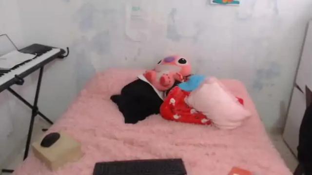 Image 12 of silvanaroberts_ Stream on Chaturbate on 14 months ago