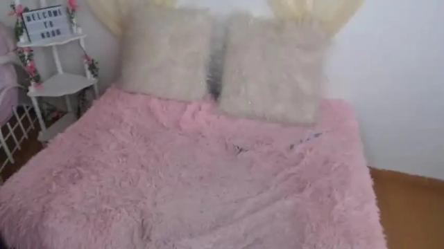 Image 6 of silvanaroberts_ Stream on Chaturbate on 14 months ago