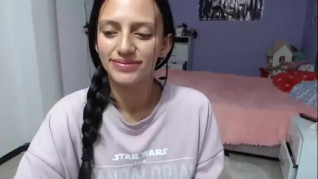Image 2 of silvanaroberts_ Stream on Chaturbate on 1 month ago