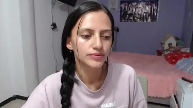 Image 4 of silvanaroberts_ Stream on Chaturbate on 1 month ago