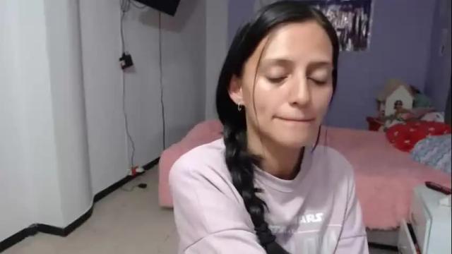 Thumbnail 2, silvanaroberts_'s Stream at Chaturbate, 1 month ago