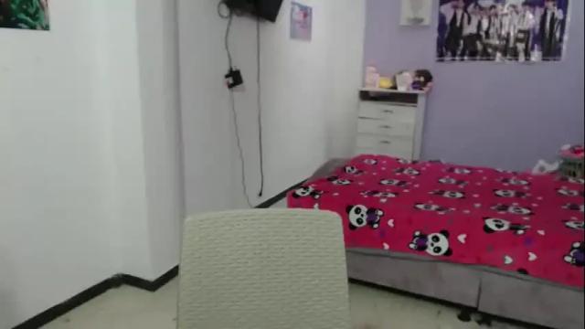 Image 10 of silvanaroberts_ Stream on Chaturbate on 13 days ago