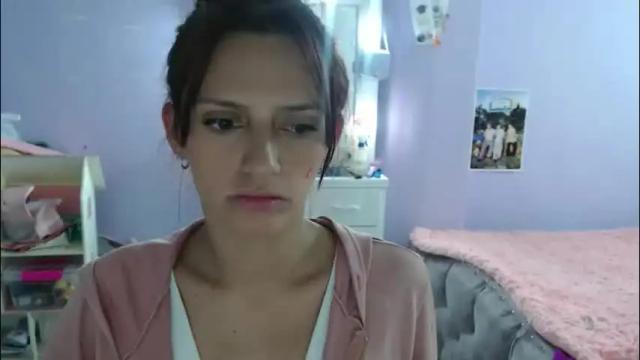 Image 2 of silvanaroberts_ Stream on Chaturbate on 4 months ago