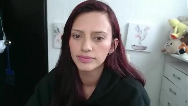 Image 4 of silvanaroberts_ Stream on Chaturbate on 1 month ago