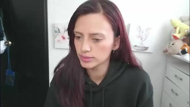 Image 6 of silvanaroberts_ Stream on Chaturbate on 1 month ago