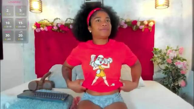Image 3 of silvannafit Stream on Chaturbate on 1 month ago