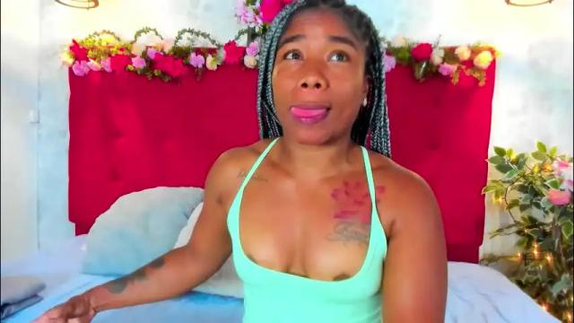Image 10 of silvannafit Stream on Chaturbate on 1 month ago