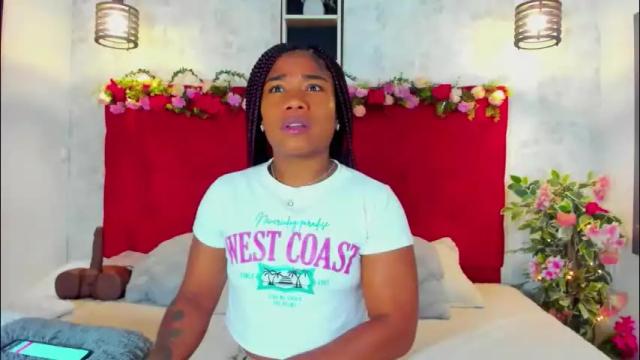 Image 2 of silvannafit Stream on Chaturbate on 1 month ago