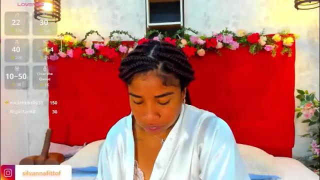 Image 10 of silvannafit Stream on Chaturbate on 20 days ago