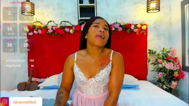 Image 7 of silvannafit Stream on Chaturbate on 20 days ago