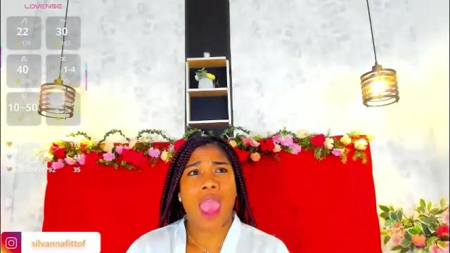 Image 12 of silvannafit Stream on Chaturbate on 19 days ago