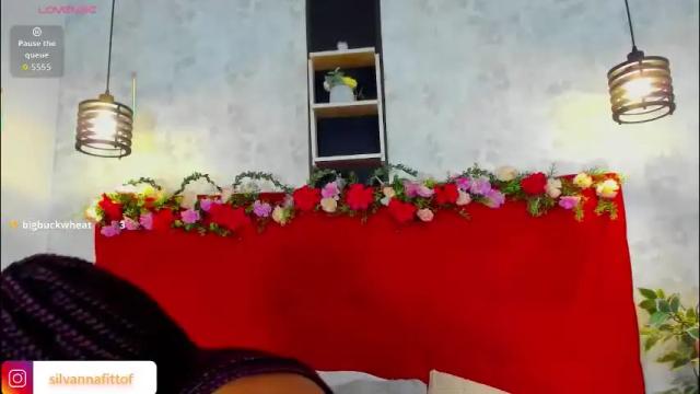 Image 2 of silvannafit Stream on Chaturbate on 12 days ago