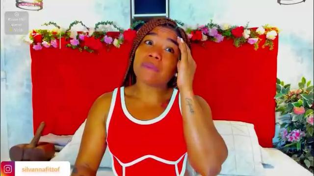 Image 2 of silvannafit Stream on Chaturbate on 7 hours ago