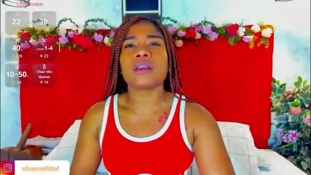 Image 3 of silvannafit Stream on Chaturbate on 7 hours ago