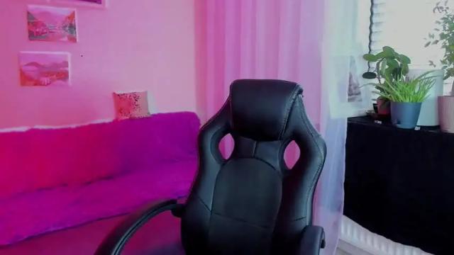 Image 12 of silverfoxxxxy Stream on Chaturbate on 14 months ago