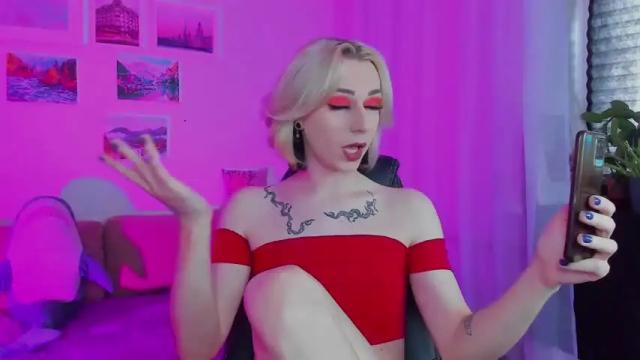 Image 2 of silverfoxxxxy Stream on Chaturbate on 13 months ago