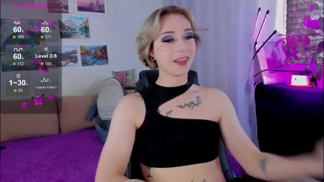 Image 3 of silverfoxxxxy Stream on Chaturbate on 2 months ago