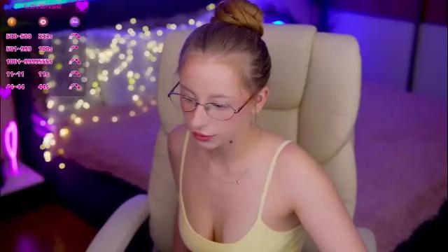 Image 8 of silverrmoon Stream on Chaturbate on 1 month ago