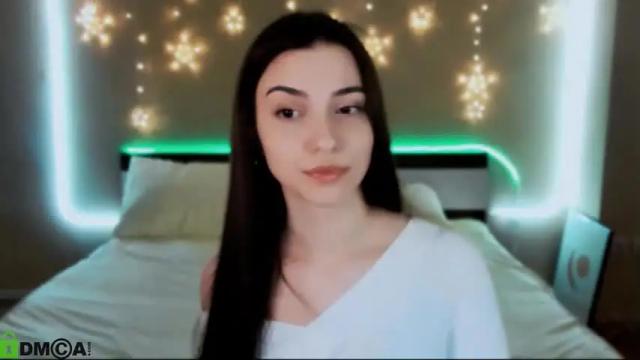 Image 12 of silvia_queen1 Stream on Chaturbate on 15 months ago