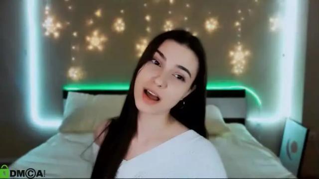 Image 3 of silvia_queen1 Stream on Chaturbate on 15 months ago